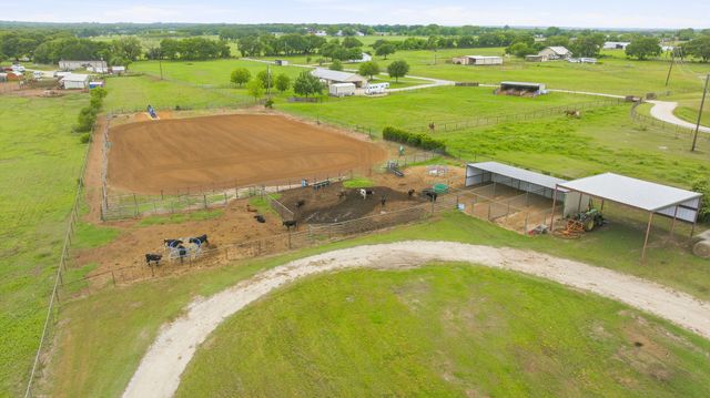 11555 N US Highway 377, Stephenville, TX 76401