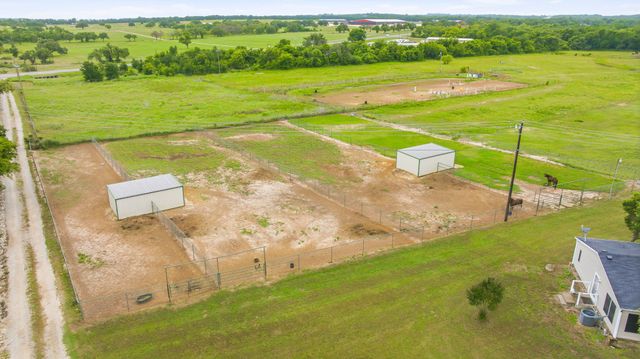 11555 N US Highway 377, Stephenville, TX 76401