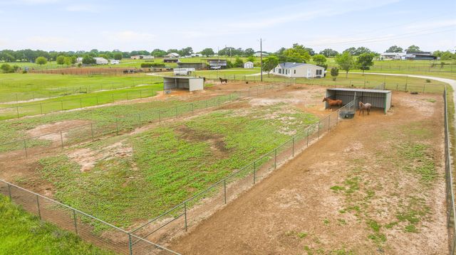 11555 N US Highway 377, Stephenville, TX 76401
