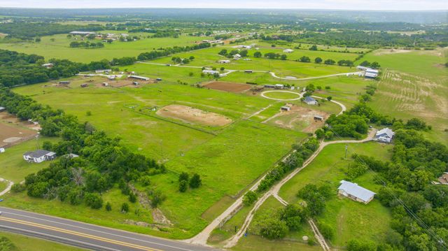11555 N US Highway 377, Stephenville, TX 76401
