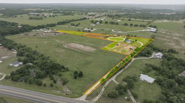 11555 N US Highway 377, Stephenville, TX 76401