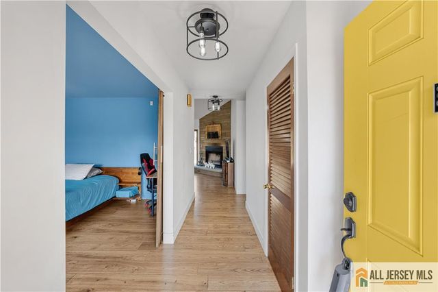 10 Wilkens Drive, Piscataway, NJ 08854