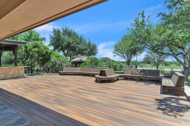 2234 Us Highway 90 W, Castroville, TX 78009