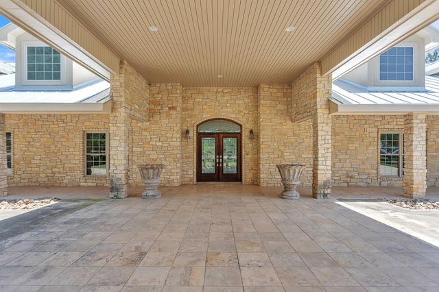 2234 Us Highway 90 W, Castroville, TX 78009