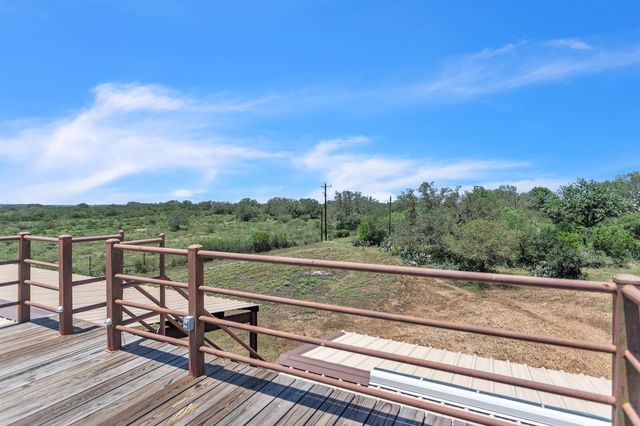 2234 Us Highway 90 W, Castroville, TX 78009