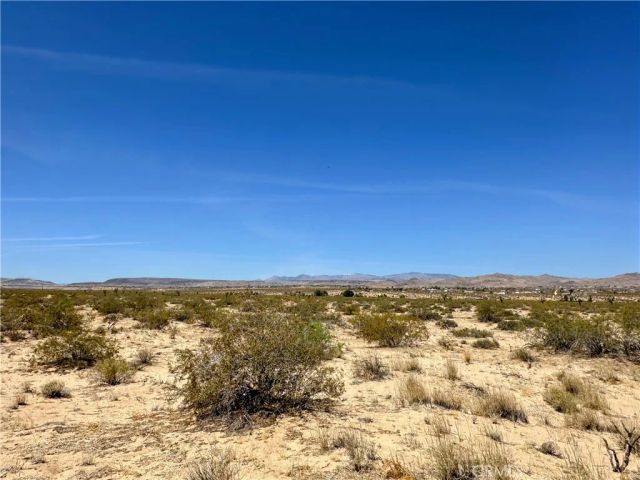 0 Amargo, Landers, CA 92285