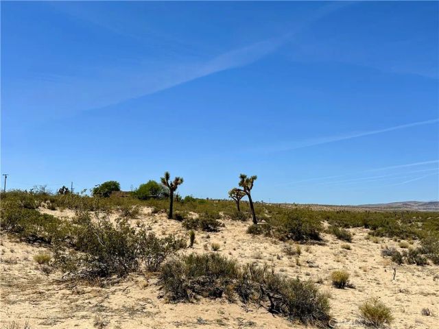 0 Amargo, Landers, CA 92285