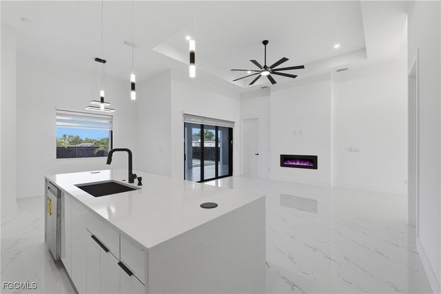 429 Tropicana PKWY E, Cape Coral, FL 33909