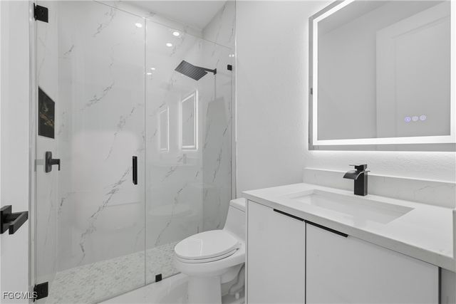 429 Tropicana PKWY E, Cape Coral, FL 33909