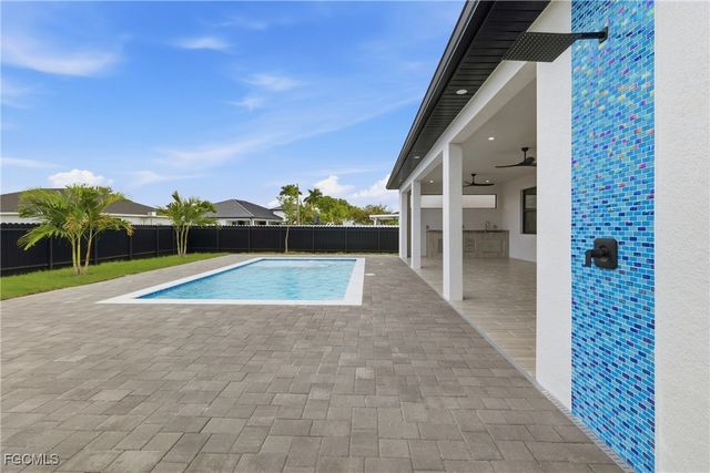 429 Tropicana PKWY E, Cape Coral, FL 33909