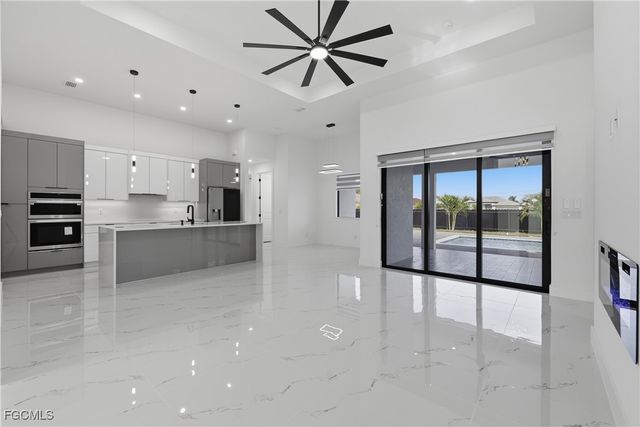 429 Tropicana PKWY E, Cape Coral, FL 33909