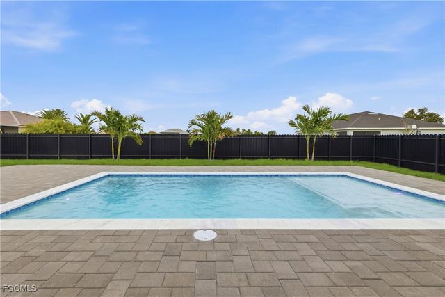429 Tropicana PKWY E, Cape Coral, FL 33909