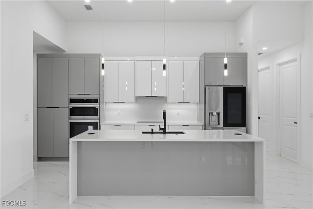 429 Tropicana PKWY E, Cape Coral, FL 33909