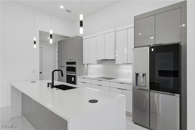 429 Tropicana PKWY E, Cape Coral, FL 33909