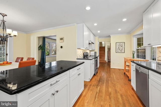 7011 SPANIEL RD, Springfield, VA 22153