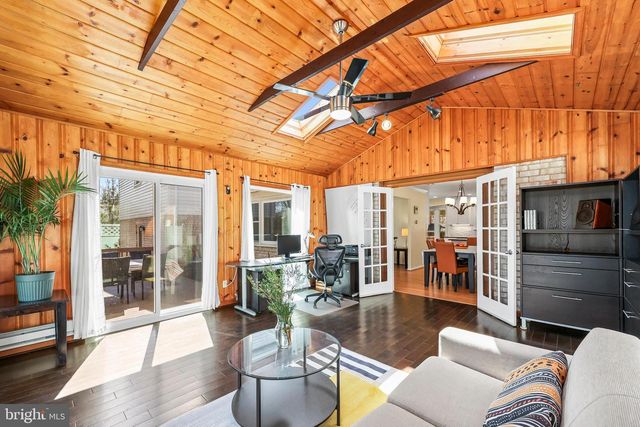 7011 SPANIEL RD, Springfield, VA 22153