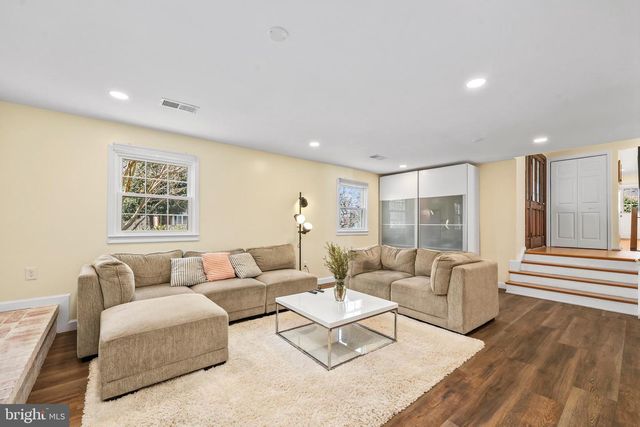 7011 SPANIEL RD, Springfield, VA 22153