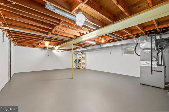 7011 SPANIEL RD, Springfield, VA 22153