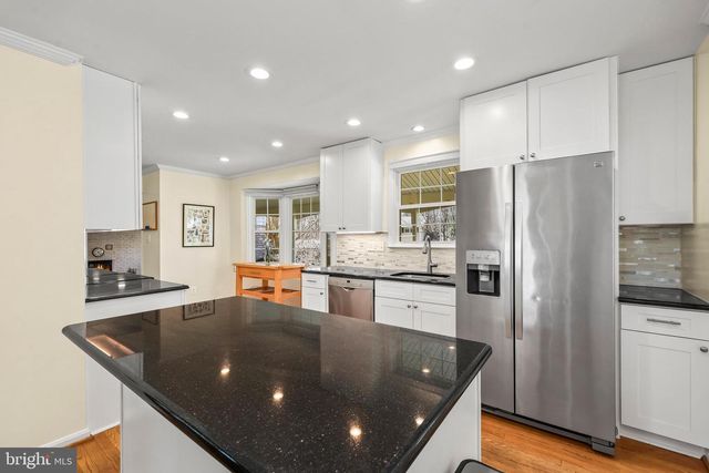 7011 SPANIEL RD, Springfield, VA 22153