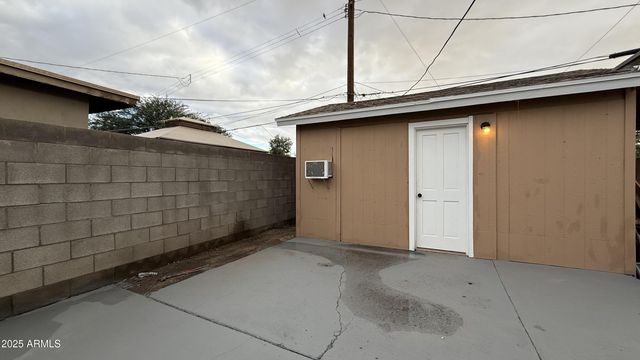 3145 W CYPRESS Street, Phoenix, AZ 85009
