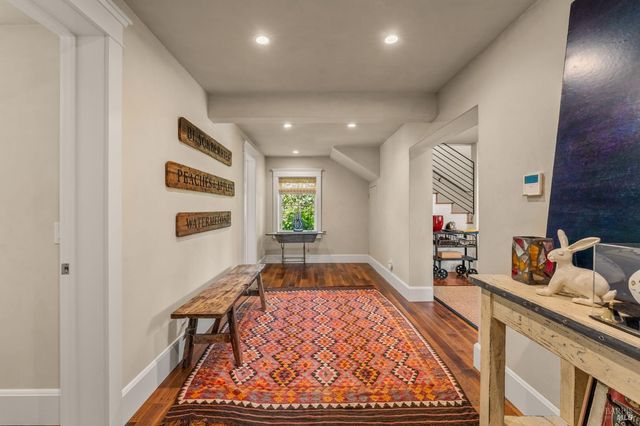 1181 York Ln, St. Helena, CA 94574