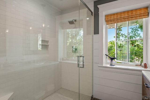 1181 York Ln, St. Helena, CA 94574