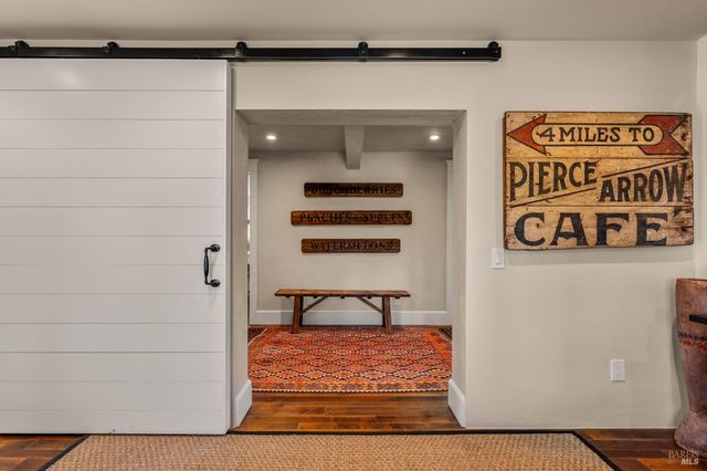 1181 York Ln, St. Helena, CA 94574