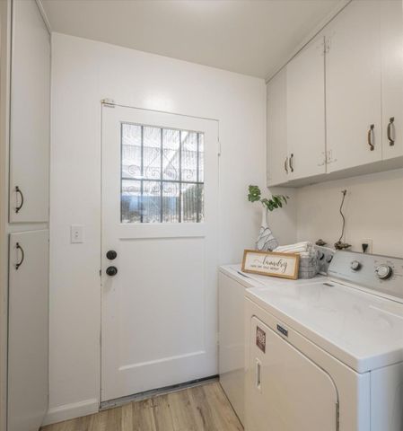 1196 Foothill Street, Redwood City, CA 94061