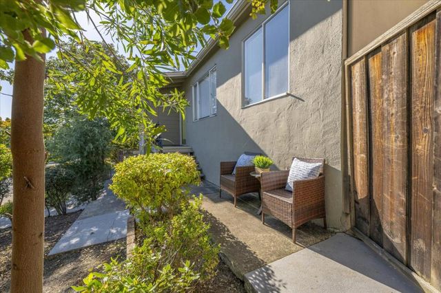 1196 Foothill Street, Redwood City, CA 94061