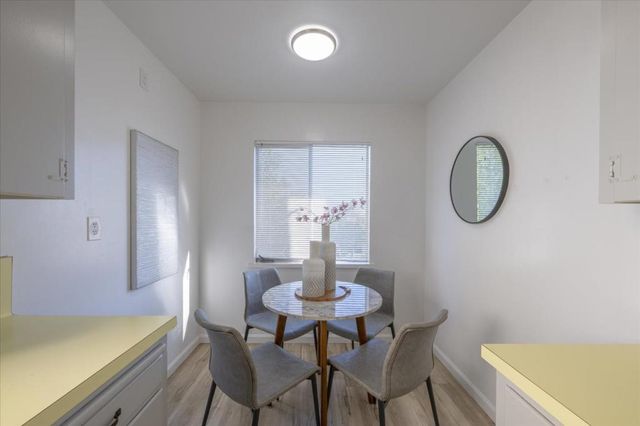 1196 Foothill Street, Redwood City, CA 94061