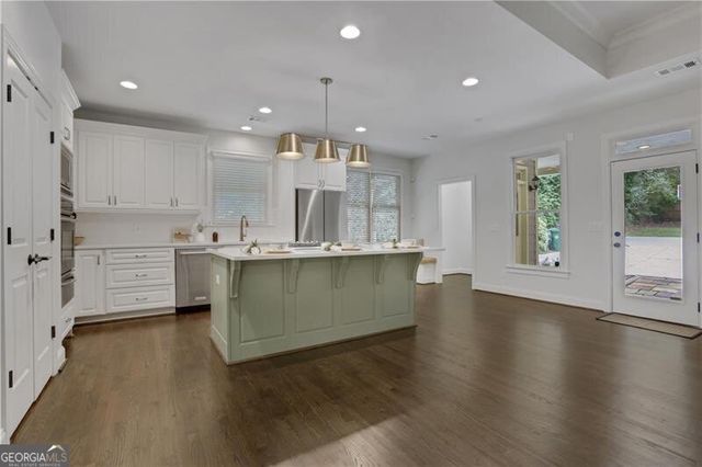 3252 Lavista Road, Decatur, GA 30033