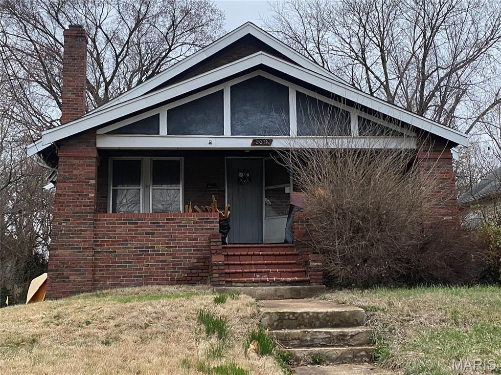 2031 Switzer Avenue, St Louis, MO 63136