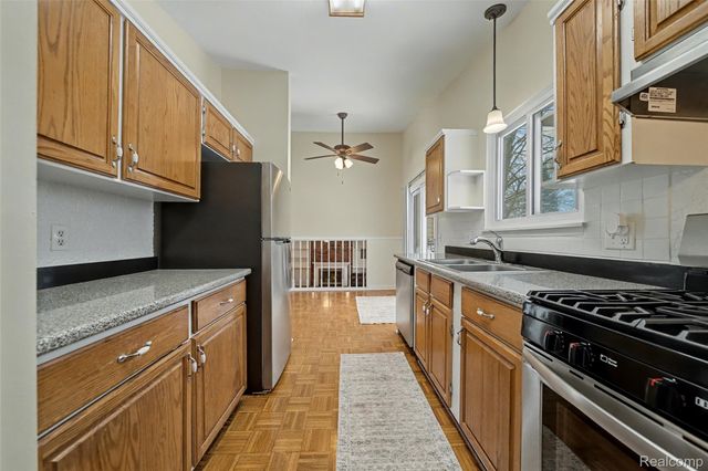 2249 Mattie Lu Drive, Auburn Hills, MI 48326