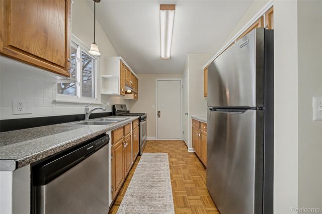 2249 Mattie Lu Drive, Auburn Hills, MI 48326