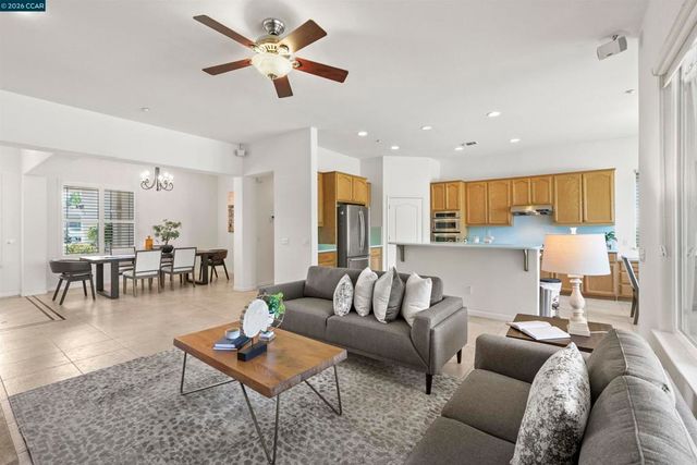 1129 Jonagold Way, Brentwood, CA 94513