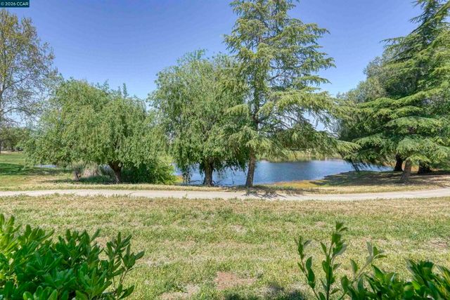 1129 Jonagold Way, Brentwood, CA 94513