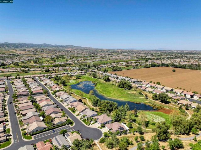 1129 Jonagold Way, Brentwood, CA 94513