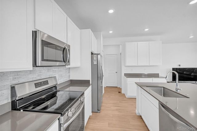 9092 Zeta Pass Court, Parker, CO 80134