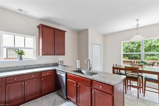 9009 Cocos PATH, Toano, VA 23168