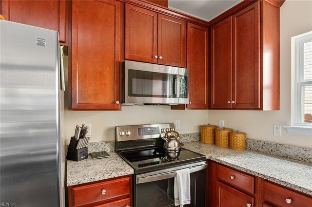 9009 Cocos PATH, Toano, VA 23168