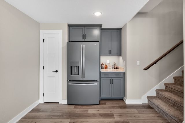 9815 Watermeadow Circle, Johnston, IA 50131