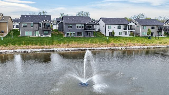 9815 Watermeadow Circle, Johnston, IA 50131