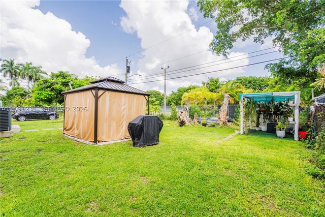 153 NW 6th St, Homestead, FL 33030