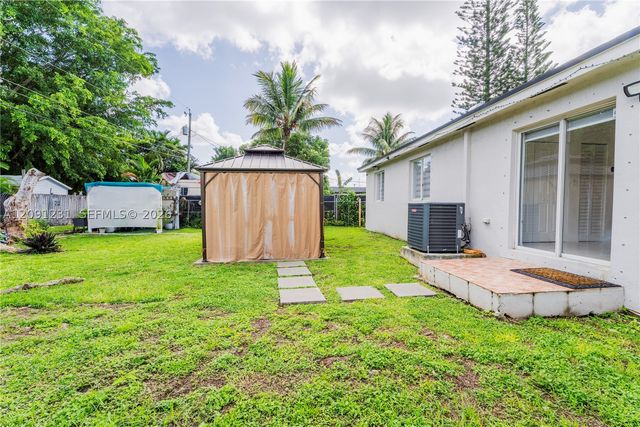 153 NW 6th St, Homestead, FL 33030