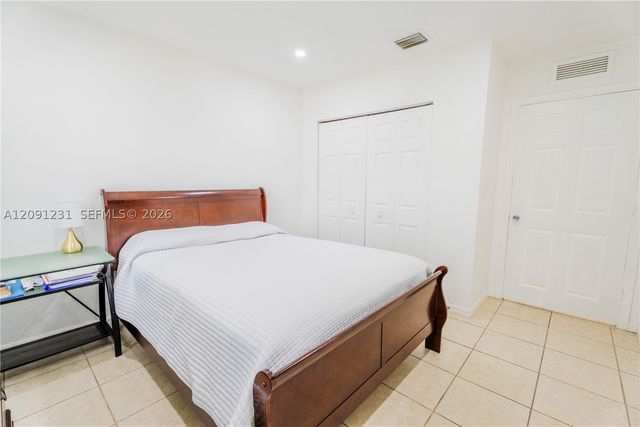 153 NW 6th St, Homestead, FL 33030