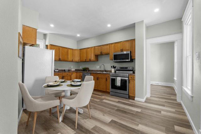 704 Grand AVENUE, Sheboygan, WI 53083