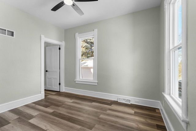 704 Grand AVENUE, Sheboygan, WI 53083