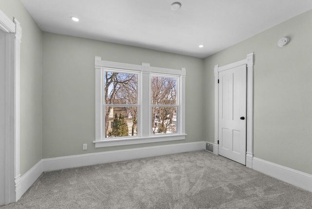 704 Grand AVENUE, Sheboygan, WI 53083