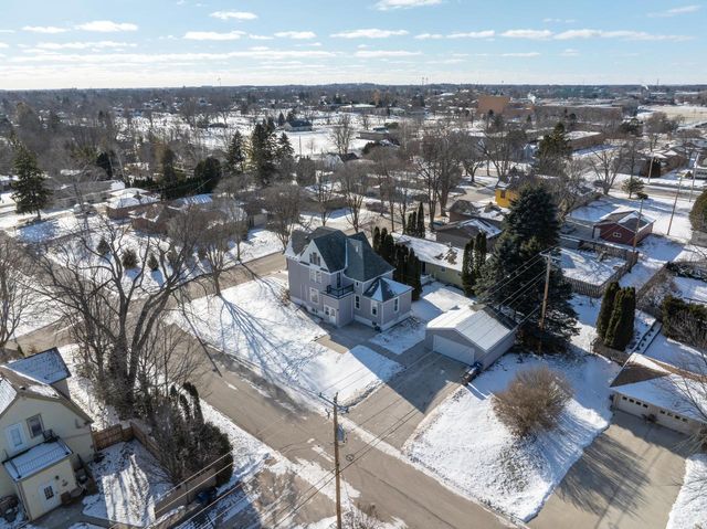 704 Grand AVENUE, Sheboygan, WI 53083