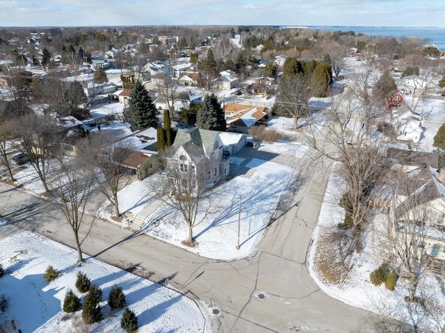 704 Grand AVENUE, Sheboygan, WI 53083